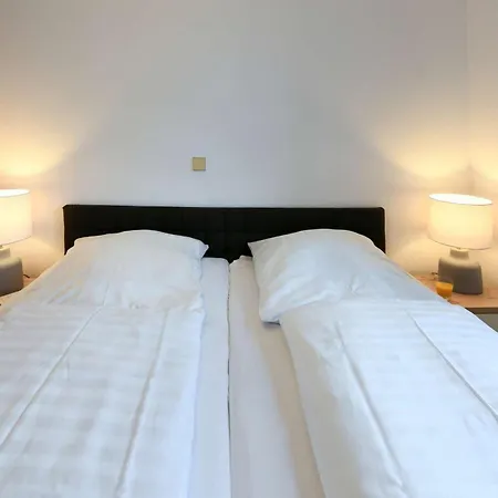 Apartment Haus Duenenblick 19 *